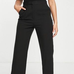ASOS DESIGN Hourglass ultimate straight leg pants in black US 6 NEW 🤩